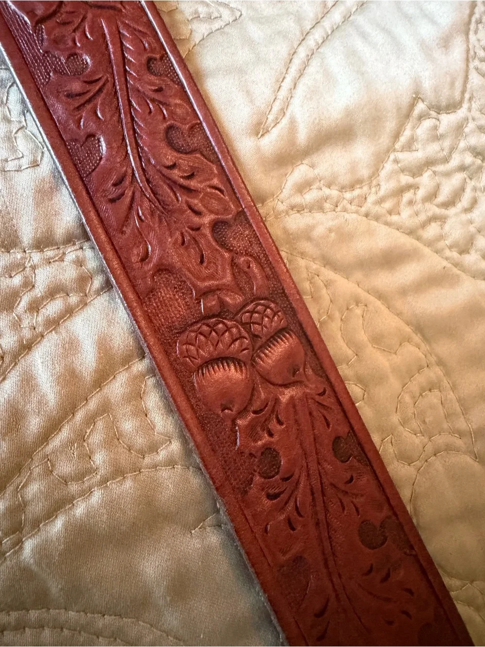 VTG Heritage Mint Brass Deer Buck Buckle Tooled Brown Leather Belt Hunter Sz 34